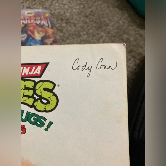 Mix Book Lot Of 8 - Picture 2 of 4